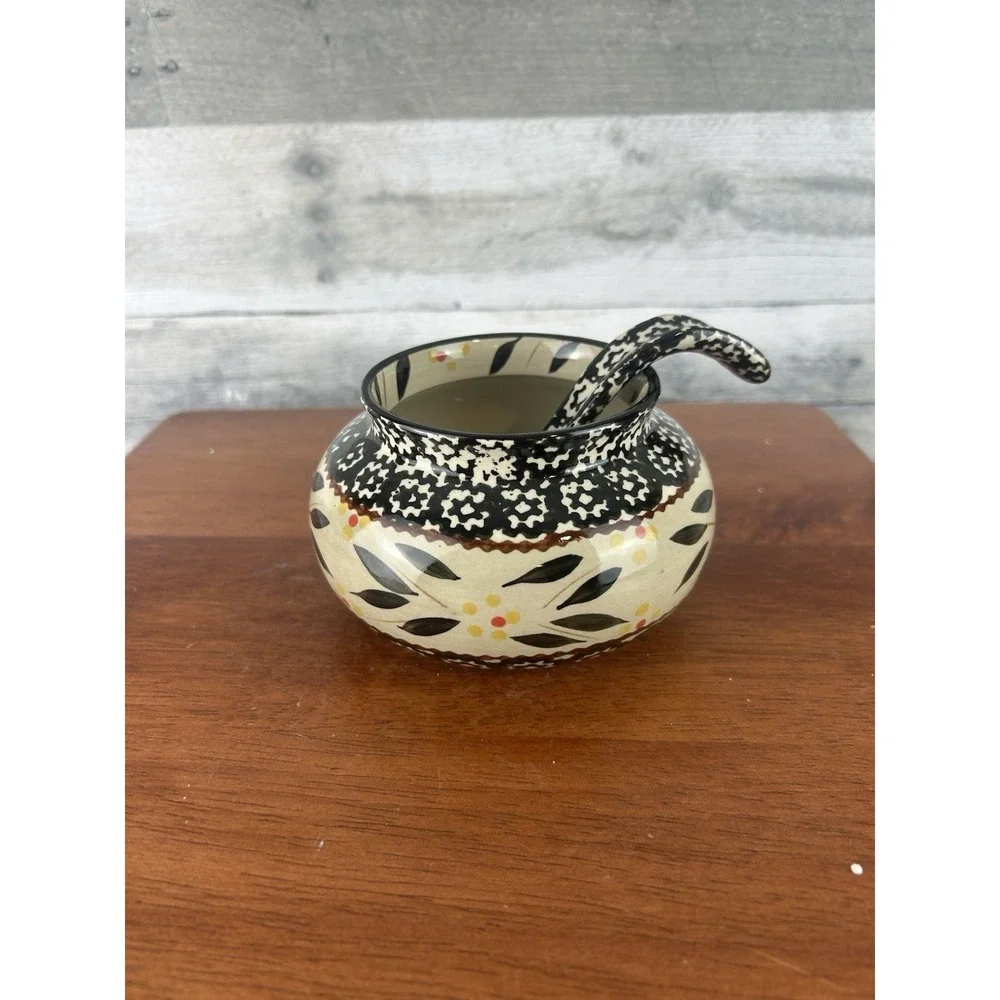Temp-Tations Old World Black Bowl With Ladle Spoon